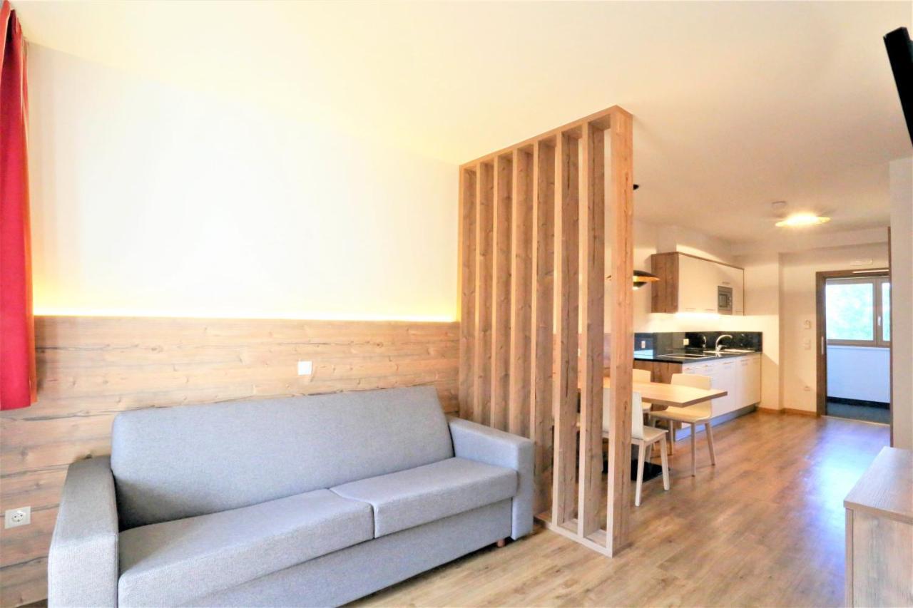 Residence Tantalus سان لورينزو دي سيباتو المظهر الخارجي الصورة
